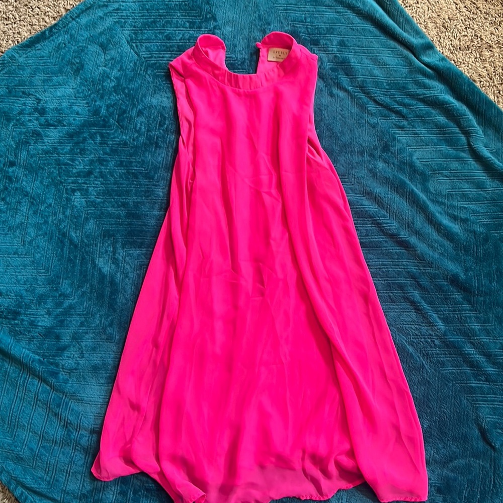 Elegant sleeveless dress